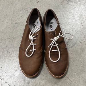 Ahnu Women’s Oxford